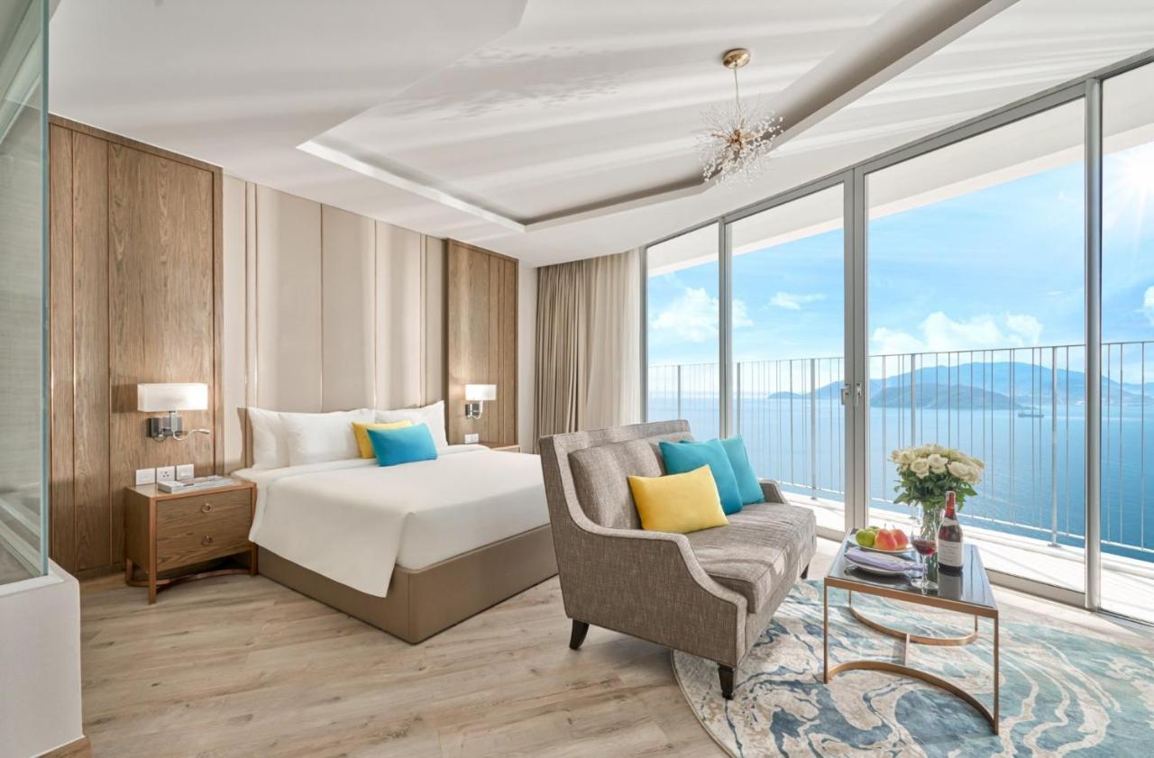 Panorama Beachfront Nha Trang Extérieur photo