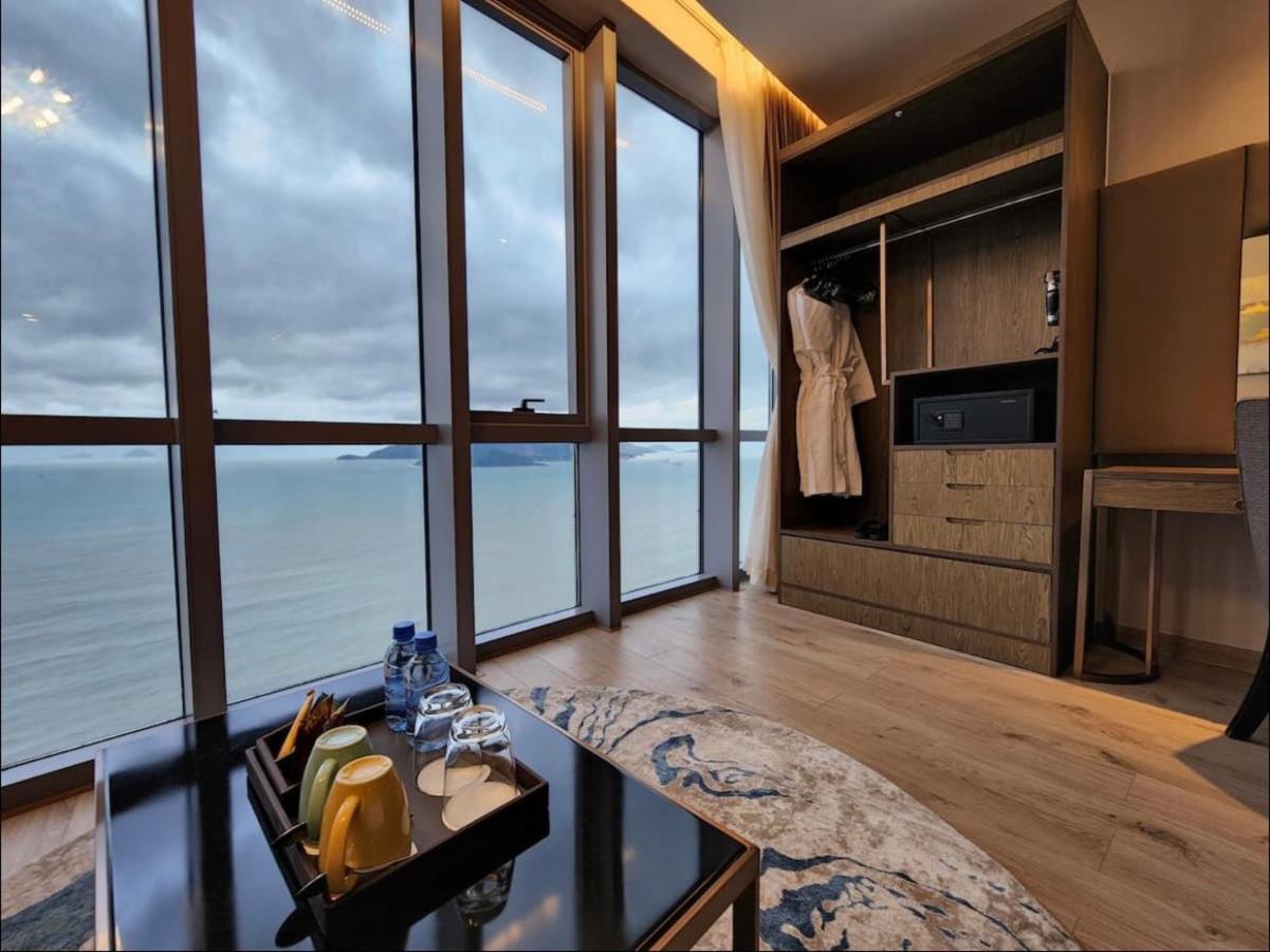 Panorama Beachfront Nha Trang Extérieur photo