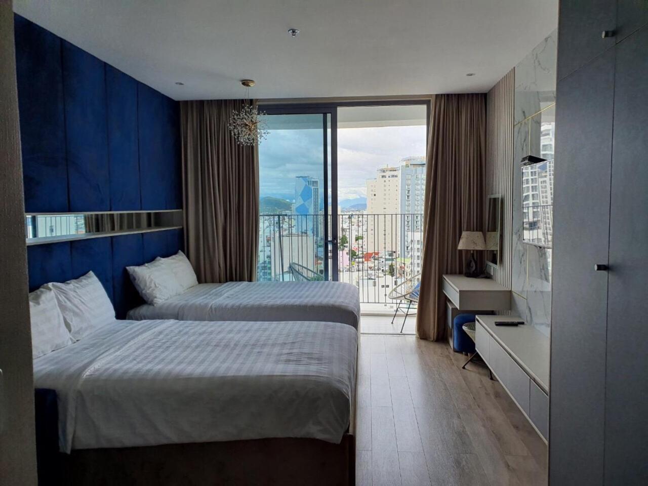 Panorama Beachfront Nha Trang Extérieur photo